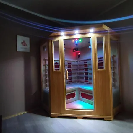 Magic Sauna,jakuzzi,kino